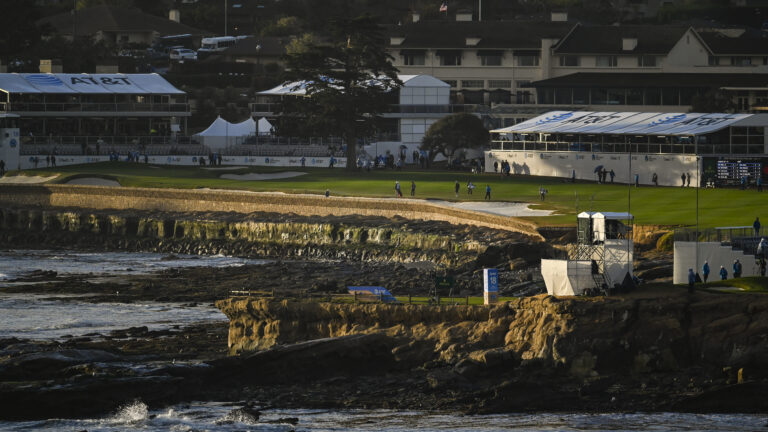 <strong>Coup de foudre (record) féminin pour le US Open à Pebble Beach </strong> temp fix empty alt images for attachment