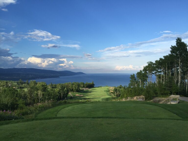 Automne québécois, Ottawa, PQ, retour de la formule « Skins » et autres nouvelles Fairmont Le Manoir Richelieu