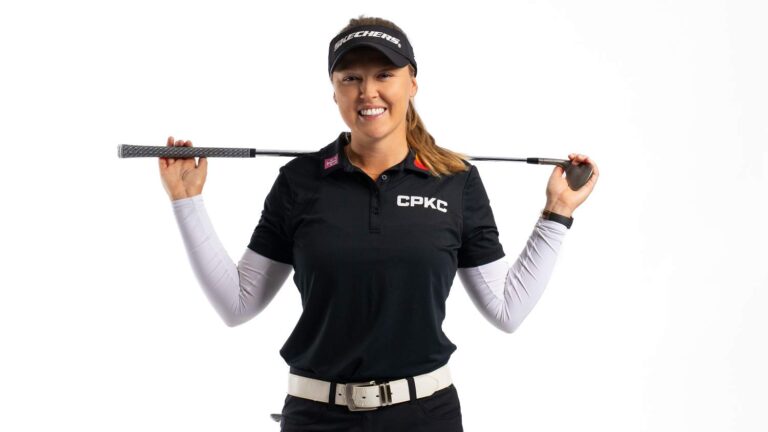 Brooke Henderson honorée par le circuit de la LPGA pour son engagement communautaire Brooke Henderson